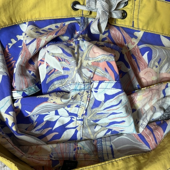 Patagonia Wavefarer Board Surf Swimwear Shorts Jurassic Ferns Violet Blue - Picture 10 of 10